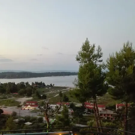 بيت للعطل & Blue House In Halkidiki In فوروفورو